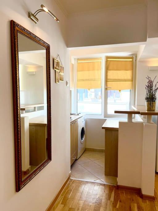 Boutique Apartment In The Bucharest City Center Ngoại thất bức ảnh